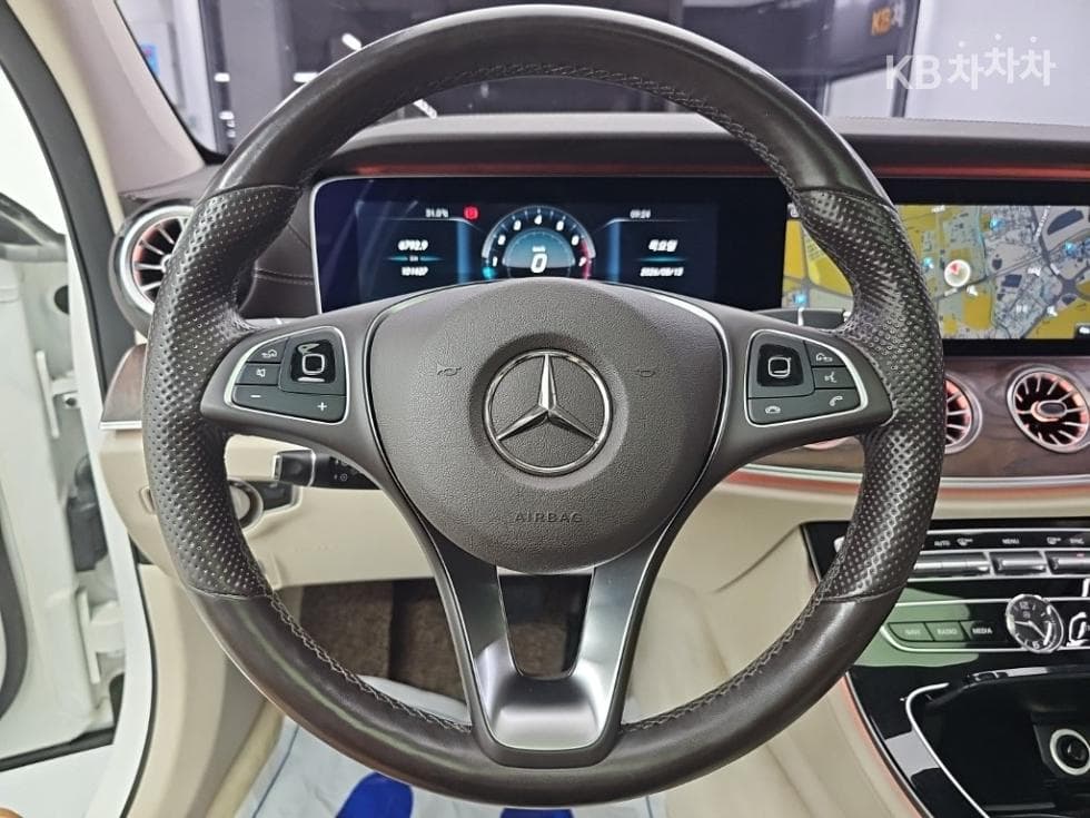 Mercedes-Benz E-Клас (W213)E300 Exclusive - 9