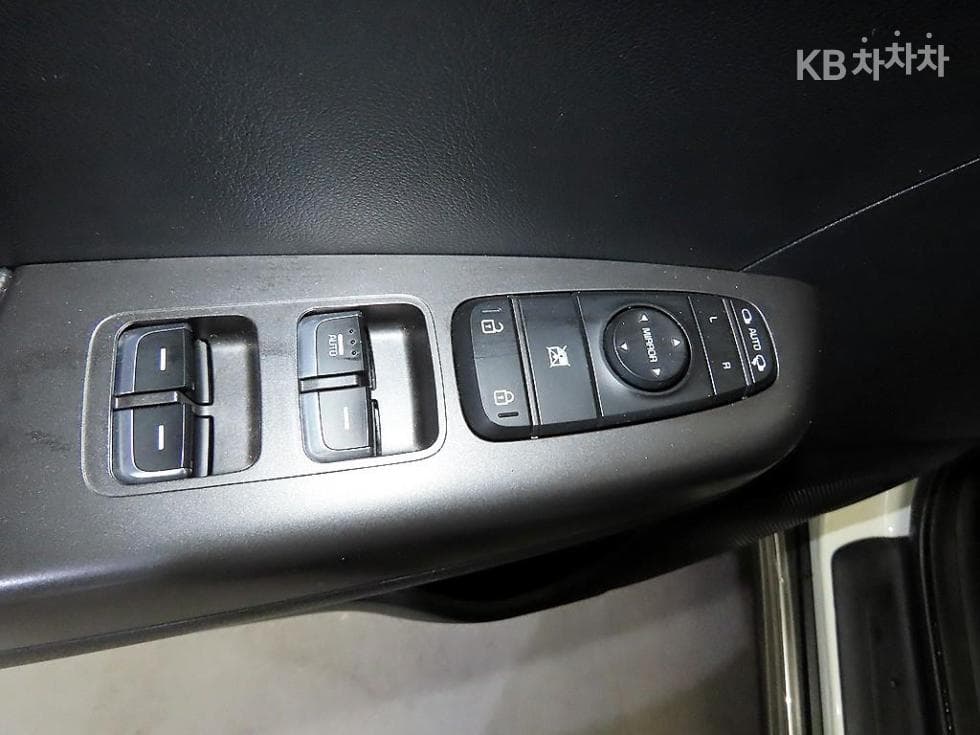 Kia Sportage 4th generationDiesel 1.7 2WD Noblesse - 13