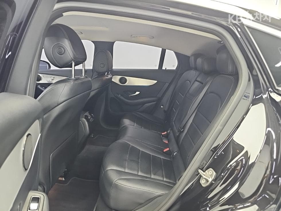 Mercedes-Benz GLC(X253)220 d 4Matic COUPE Стандартен - 12