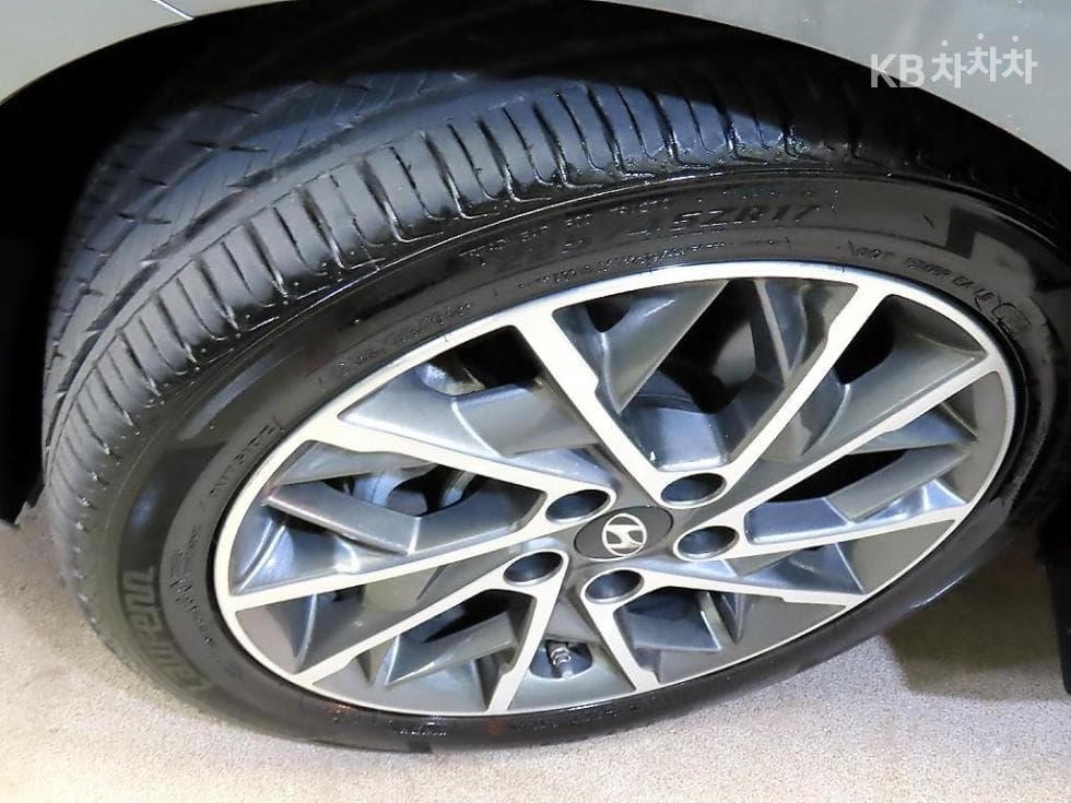 Hyundai The New (facelift) Avante (Elantra) ADSmartstream G1.6 Style - 20