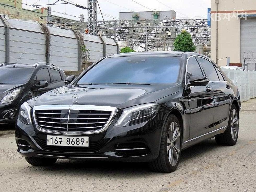 Mercedes-Benz New S-ClassS350L d 4MATIC W222 - 2