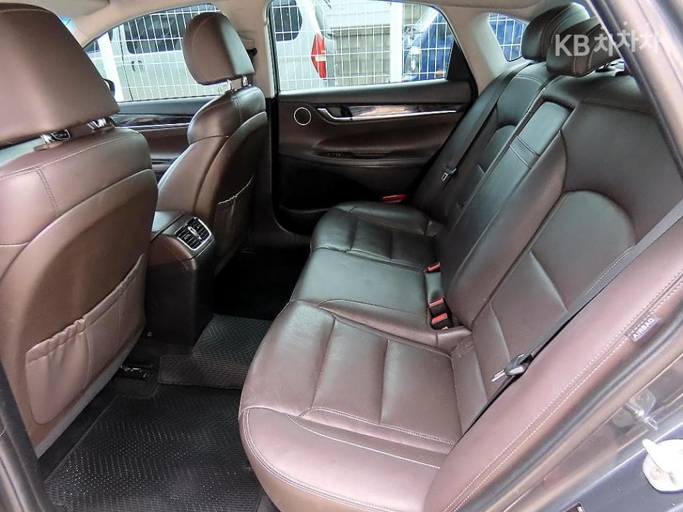 Hyundai Grandeur (Azera)IG2.4 Premium Standard - 6