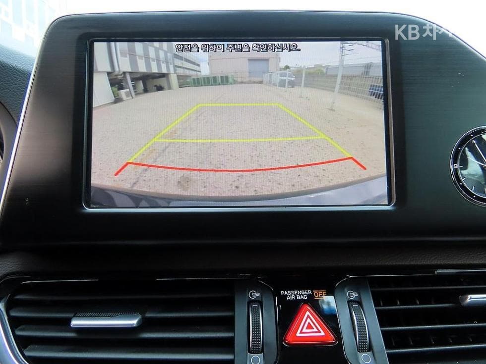 Hyundai Grandeur (Azera)IG2.4 Premium Standard - 16