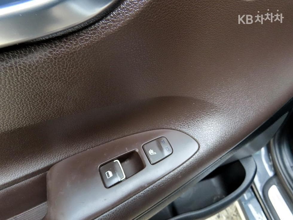 Hyundai Grandeur (Azera)IG2.4 Premium Standard - 17