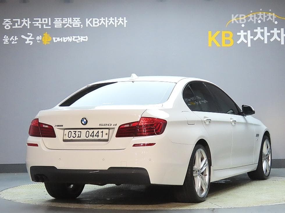 BMW Нов5 Серия520d M Air로Динамичен F10 - 2