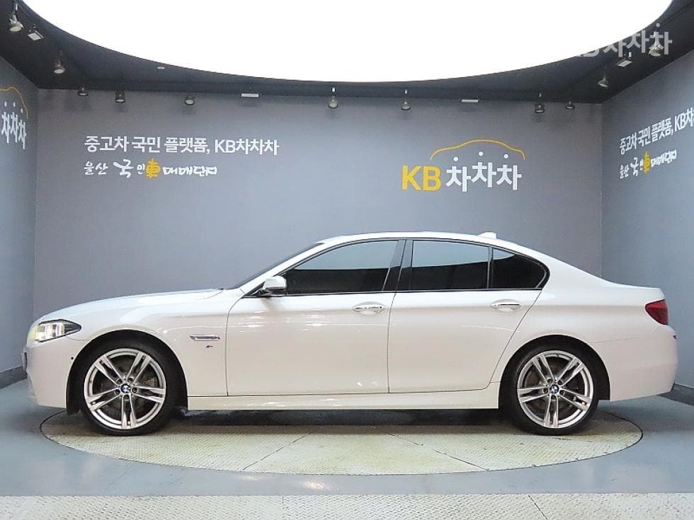 BMW Нов5 Серия520d M Air로Динамичен F10 - 5