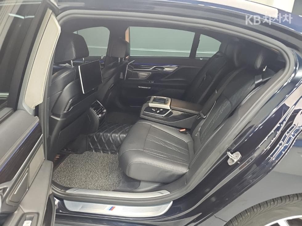 BMW 7시리즈 (G11)740Li xDrive M Sport - 12