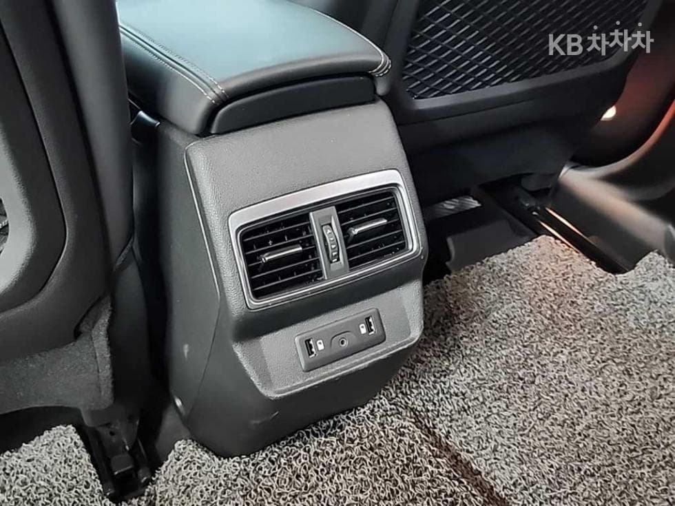 Рено Корея The New (фейслифт) QM62.0 GDe 2WD SE - 13