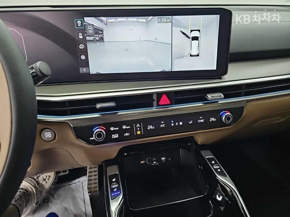Киа The New (фейслифт) Sorento MQ42.2 Дизел 2WD Signature - 10