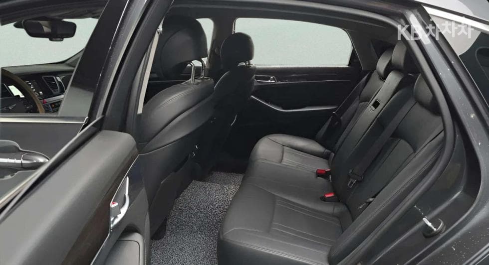 Дженезис G803.3 GDI AWD Лукс Специал (специален признак/издание) - 10