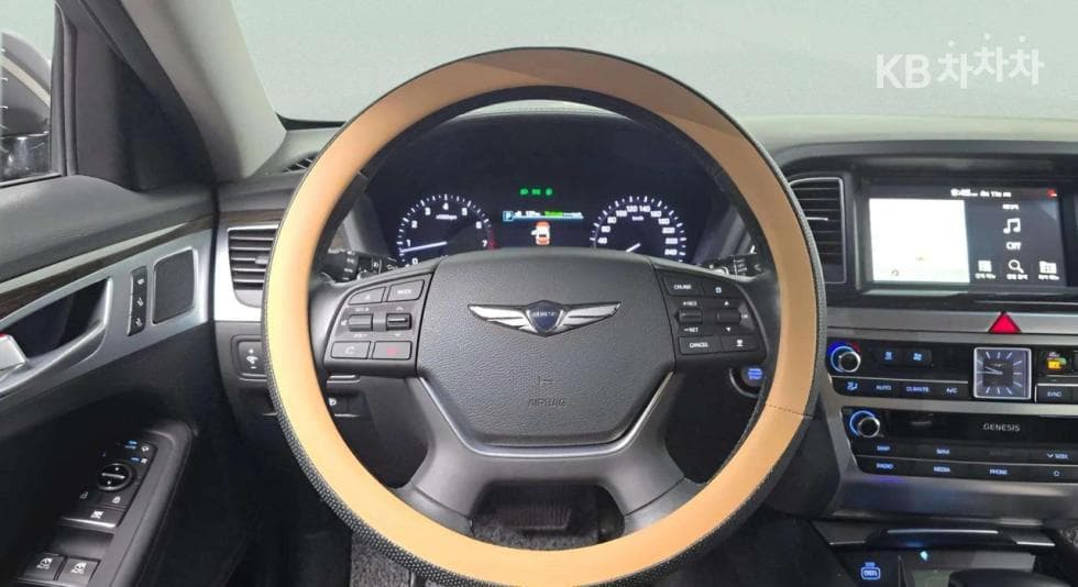 Дженезис G803.3 GDI AWD Лукс Специал (специален признак/издание) - 11