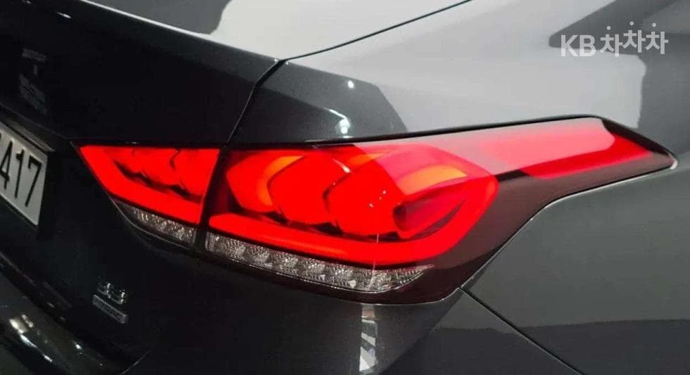 Дженезис G803.3 GDI AWD Лукс Специал (специален признак/издание) - 27