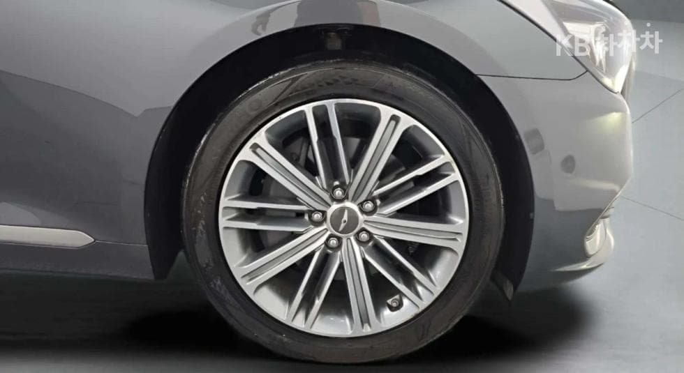 Дженезис G803.3 GDI AWD Лукс Специал (специален признак/издание) - 29