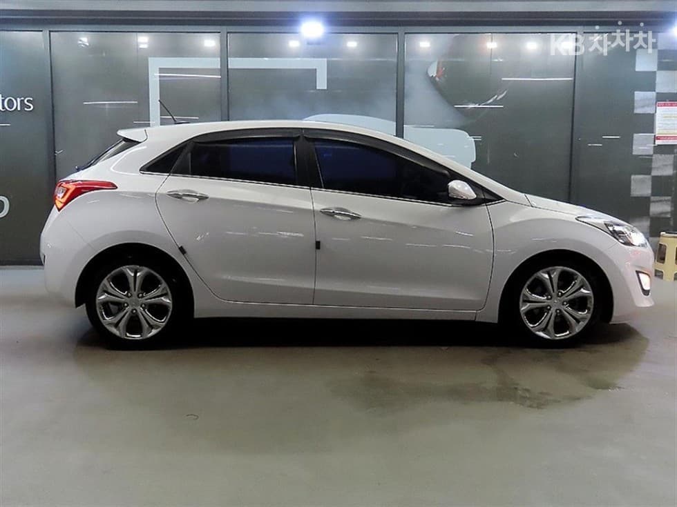 Hyundai i30(신형)1.6 GDI PYL - 3