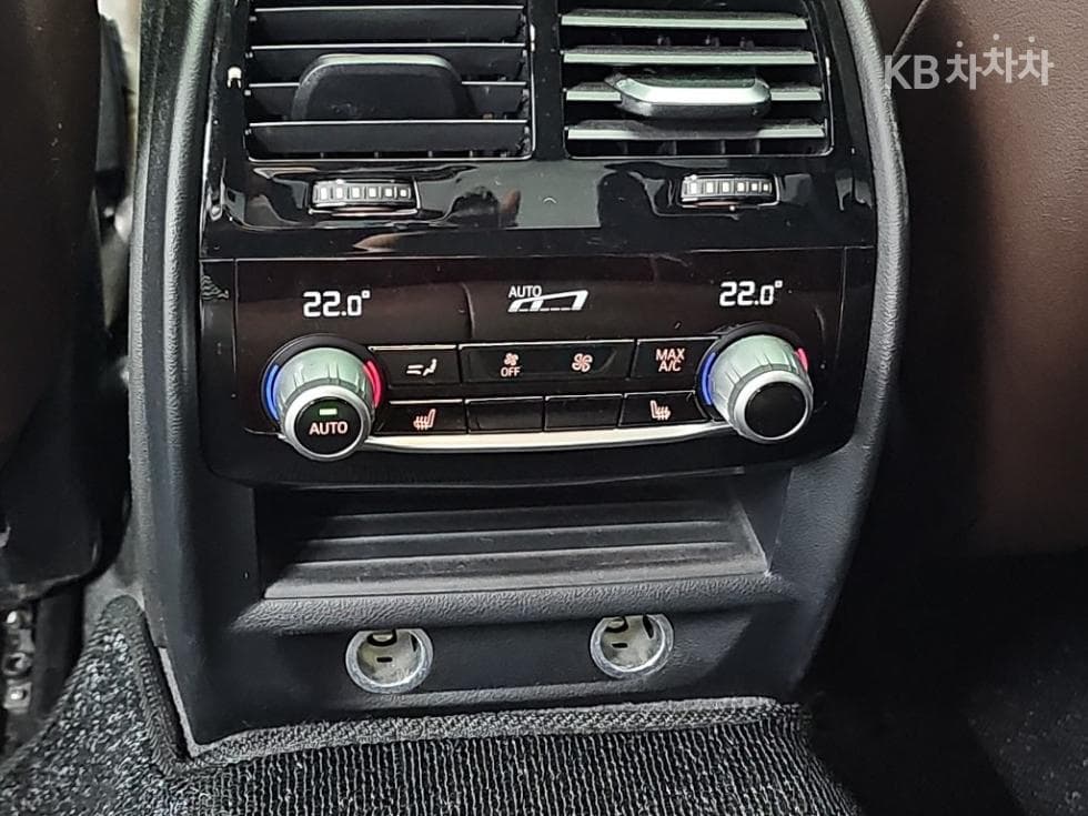 BMW 올Нов5 Серия (G30)520d xDrive M Sport Package Plus - 13