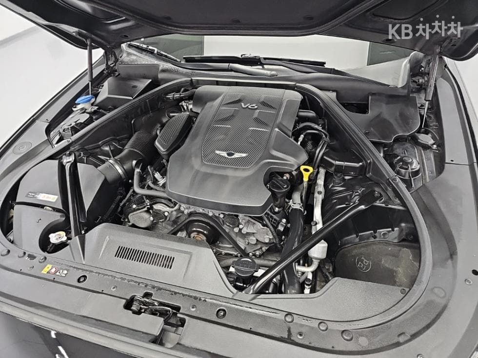 Genesis G803.3 GDI AWD Luxury - 5
