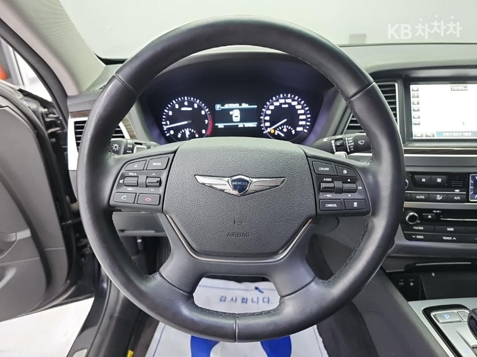 Genesis G803.3 GDI AWD Luxury - 9