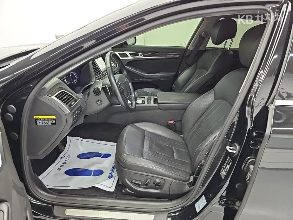 Genesis G803.3 GDI AWD Luxury - 11
