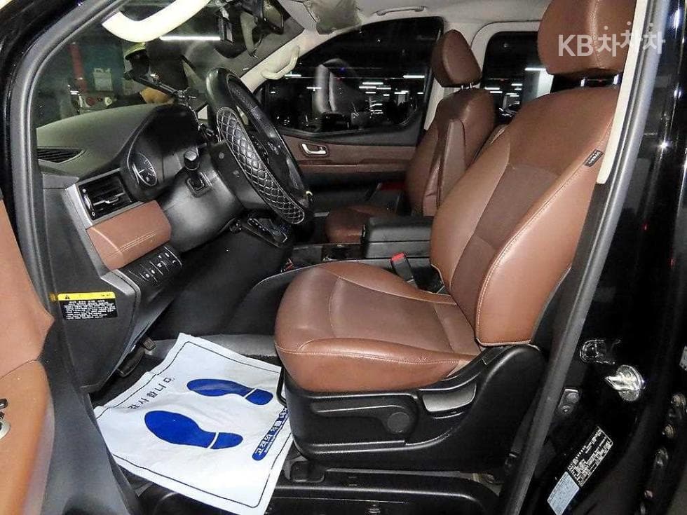 Hyundai The New (facelift) 그랜드 Star렉스어반 9-seater Exclusive - 6