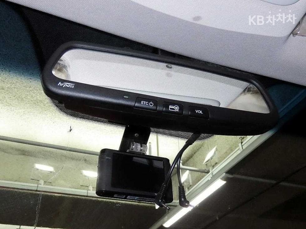 Hyundai The New (facelift) 그랜드 Star렉스어반 9-seater Exclusive - 15