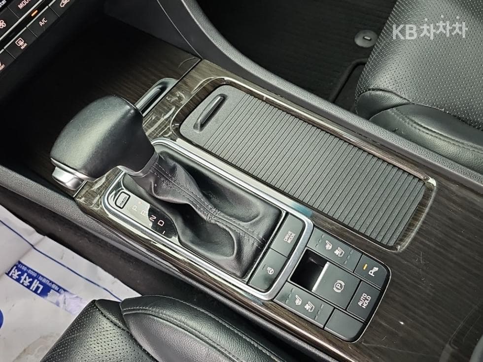 Kia K5 Second generation2.0 Gasoline SX Noblesse Special (special feature/edition) - 8