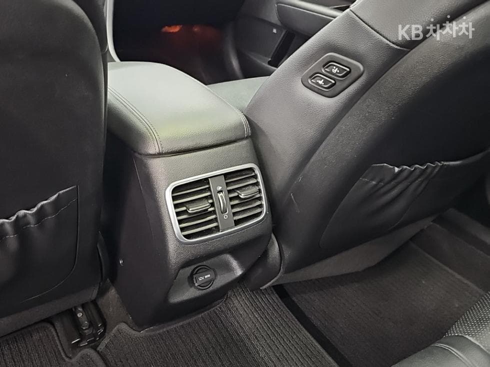 Kia K5 Second generation2.0 Gasoline SX Noblesse Special (special feature/edition) - 13