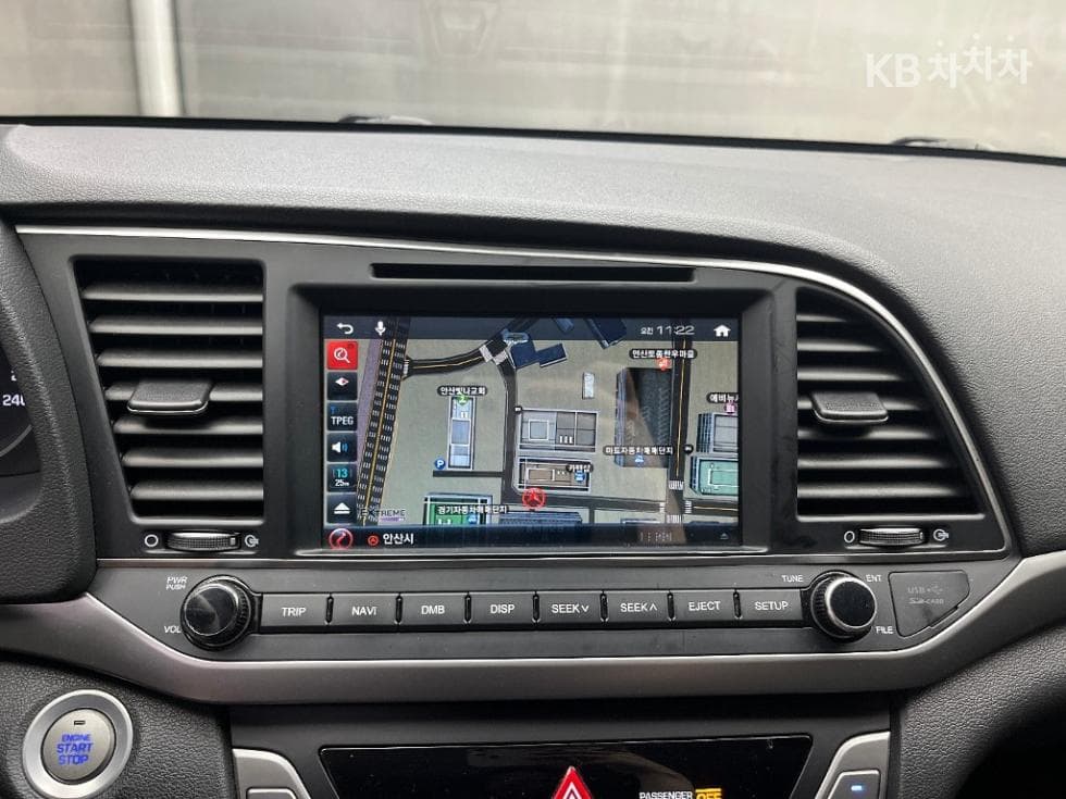 Hyundai Avante (Elantra)AD1.6 GDi Value Plus - 13