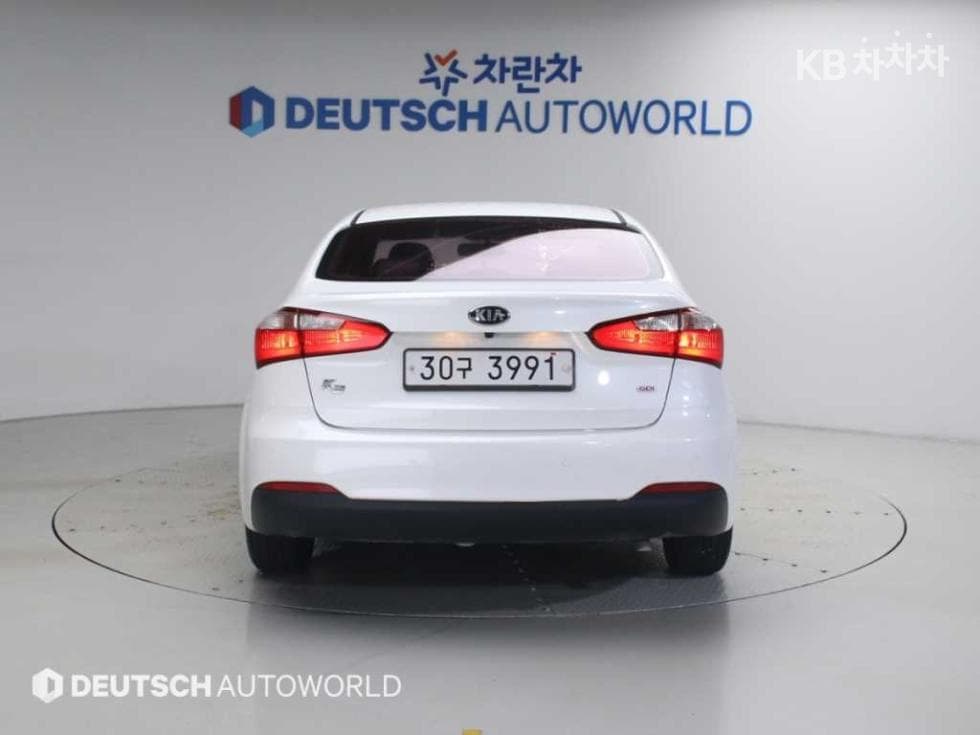 Kia K3Deluxe - 4