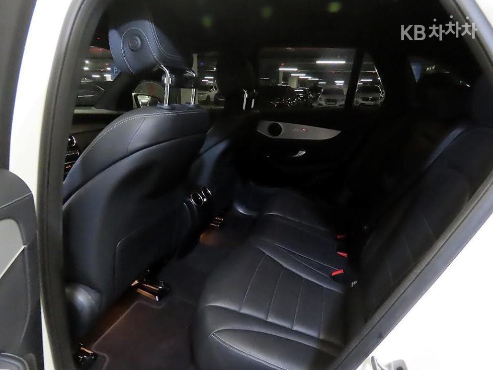 Mercedes-Benz GLC(X253)300 e 4Matic - 7