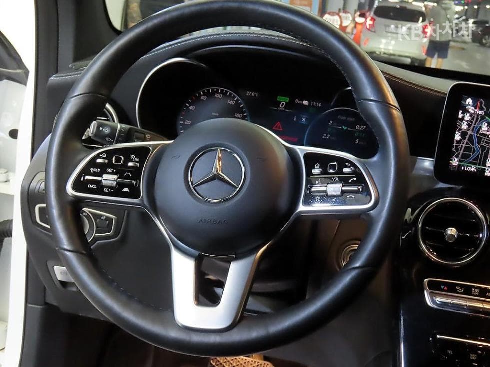 Mercedes-Benz GLC(X253)300 e 4Matic - 8