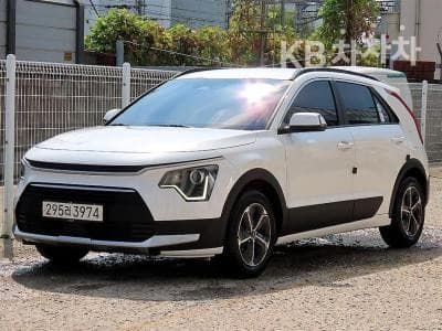 Kia The All New Niro 1.6 HEV Trendy - Image 1