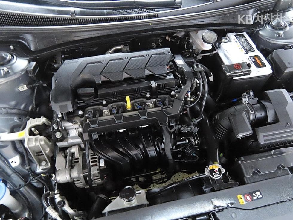 Hyundai The New (facelift) Avante (Elantra) (CN7)1.6 Gasoline Inspiration - 7
