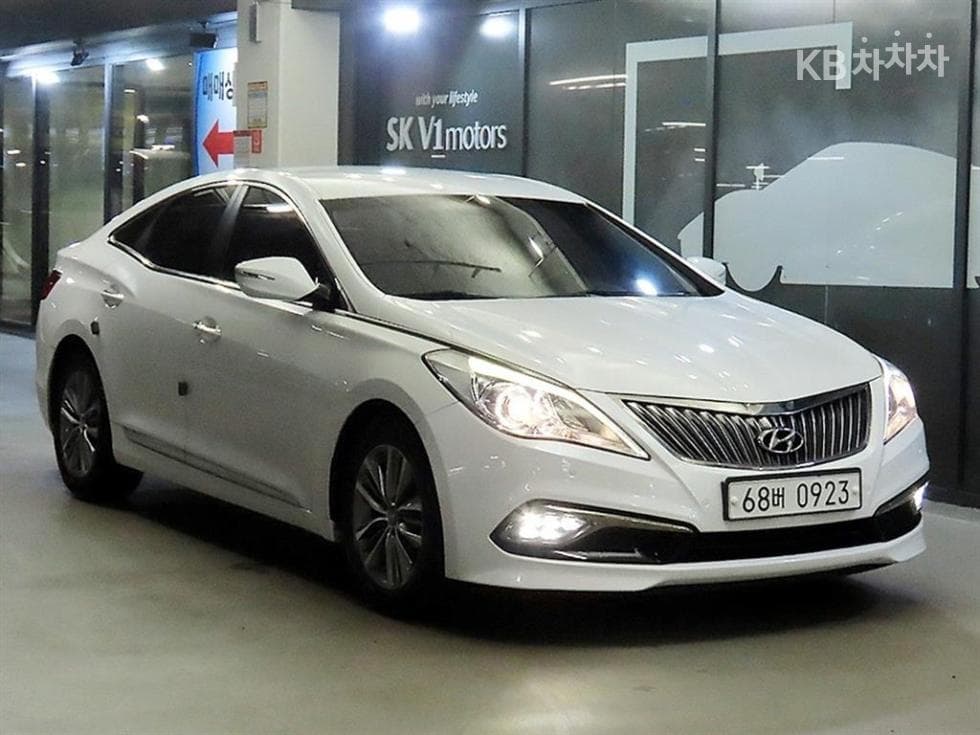 Hyundai Grandeur (Azera)HG HG240 Modern - Image 1