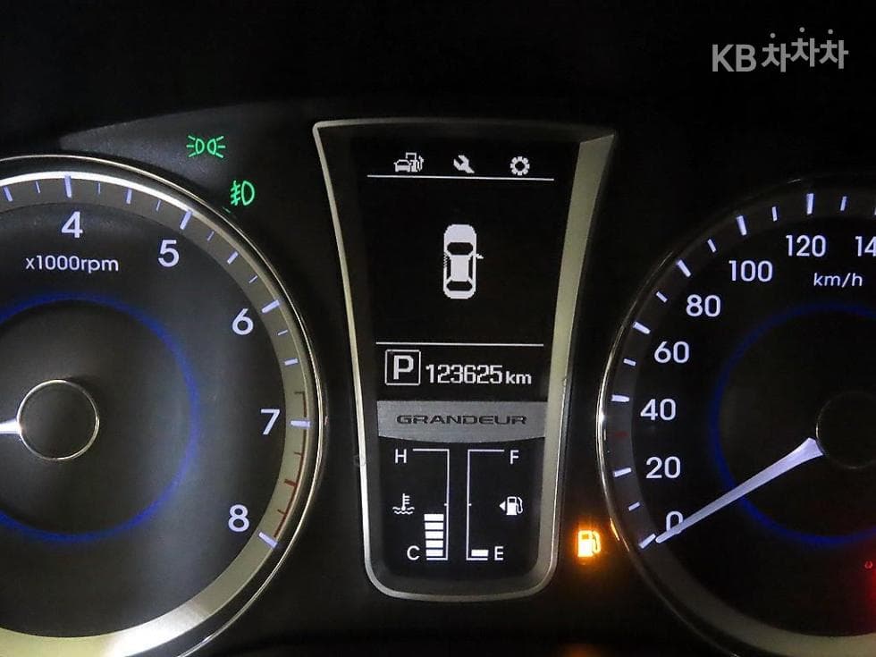 Hyundai Grandeur (Azera)HGHG240 Modern - 9