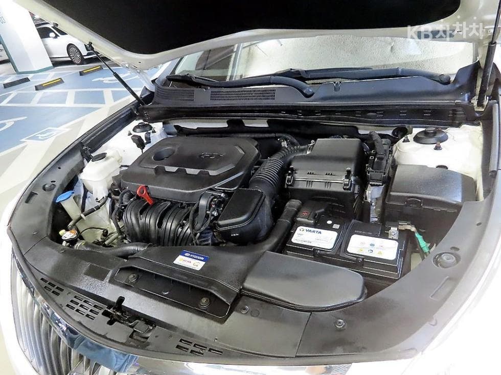 Hyundai Grandeur (Azera)HGHG240 Modern - 19