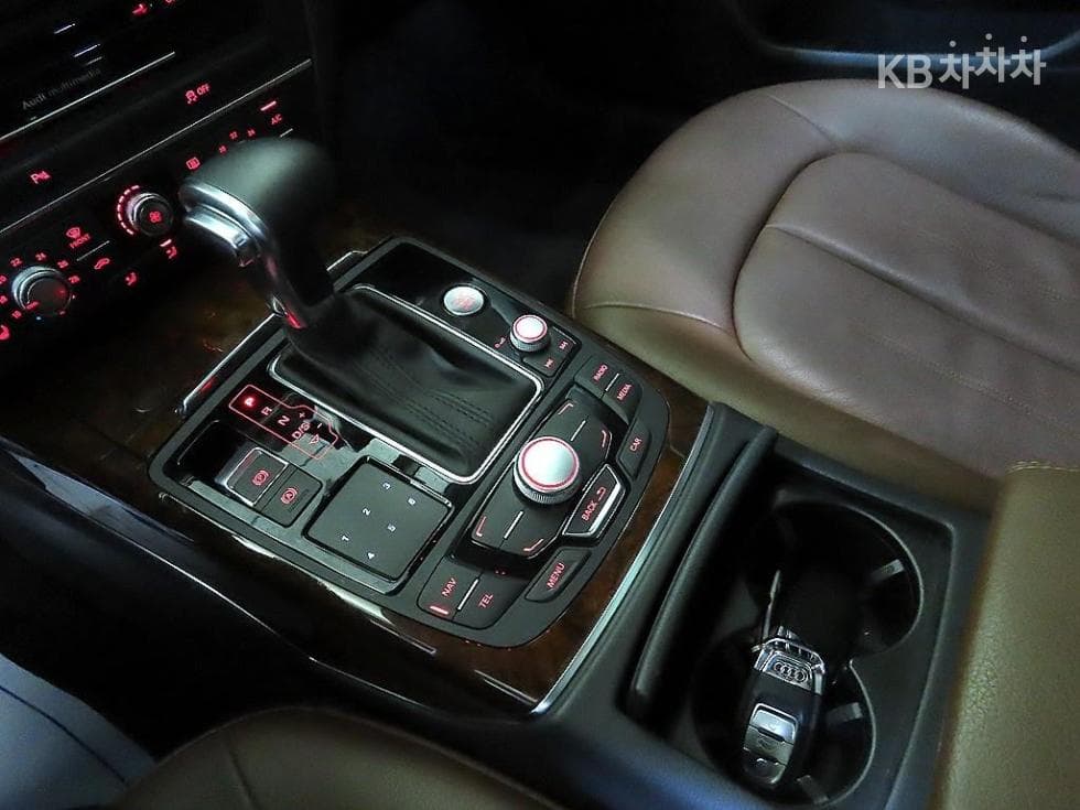 Audi NEW A62.0 Turbo Diesel Injection C7 Dynamic - 12