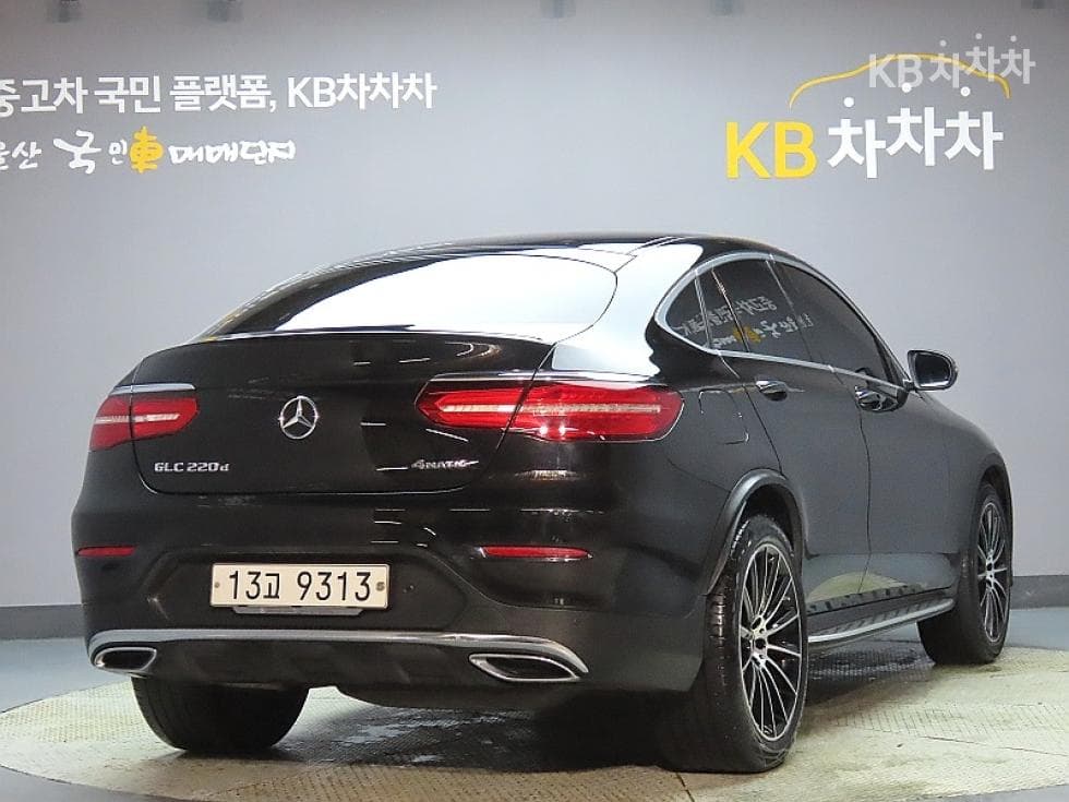 Mercedes-Benz GLC(X253)220 d 4Matic COUPE Premium - 2