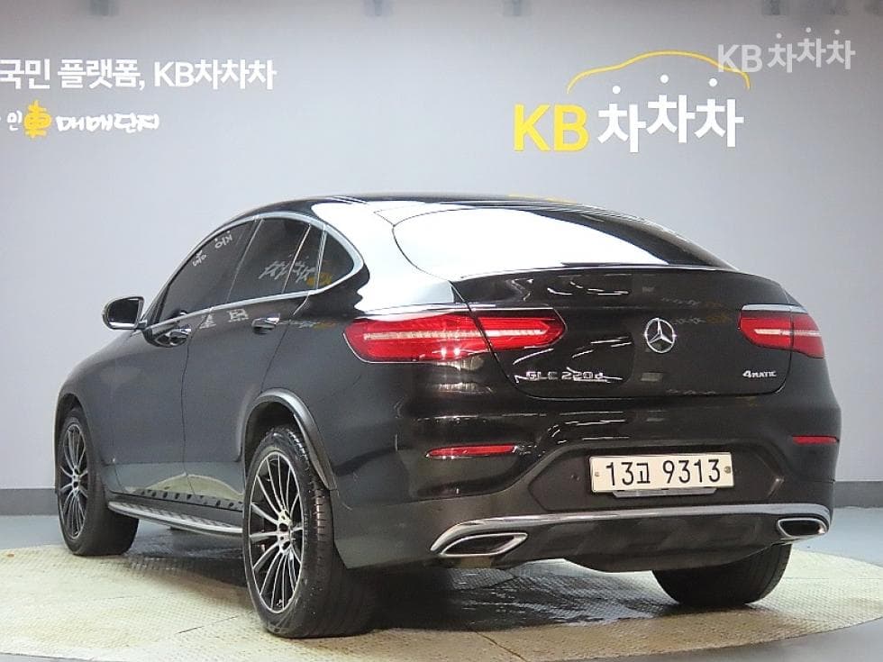 Mercedes-Benz GLC(X253)220 d 4Matic COUPE Premium - 4