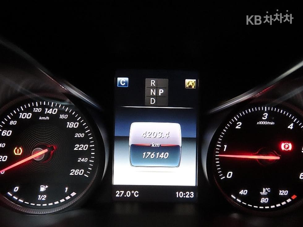 Mercedes-Benz GLC(X253)220 d 4Matic COUPE Premium - 8
