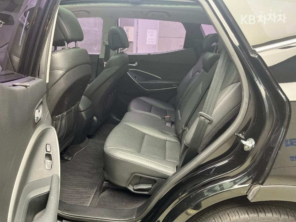 Hyundai Santa Fe DMHyundai R-engine 2.0 diesel 2WD PREMIUM Standard - 6