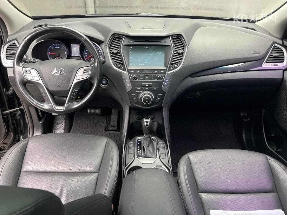 Hyundai Santa Fe DMHyundai R-engine 2.0 diesel 2WD PREMIUM Standard - 7