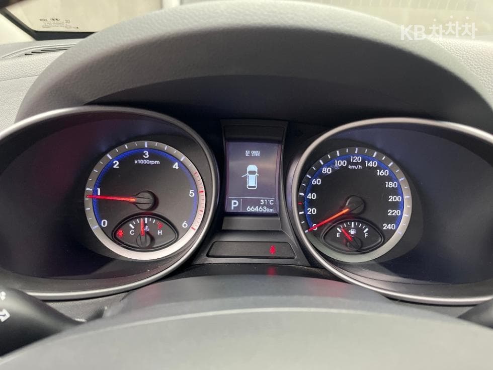 Hyundai Santa Fe DMHyundai R-engine 2.0 diesel 2WD PREMIUM Standard - 8