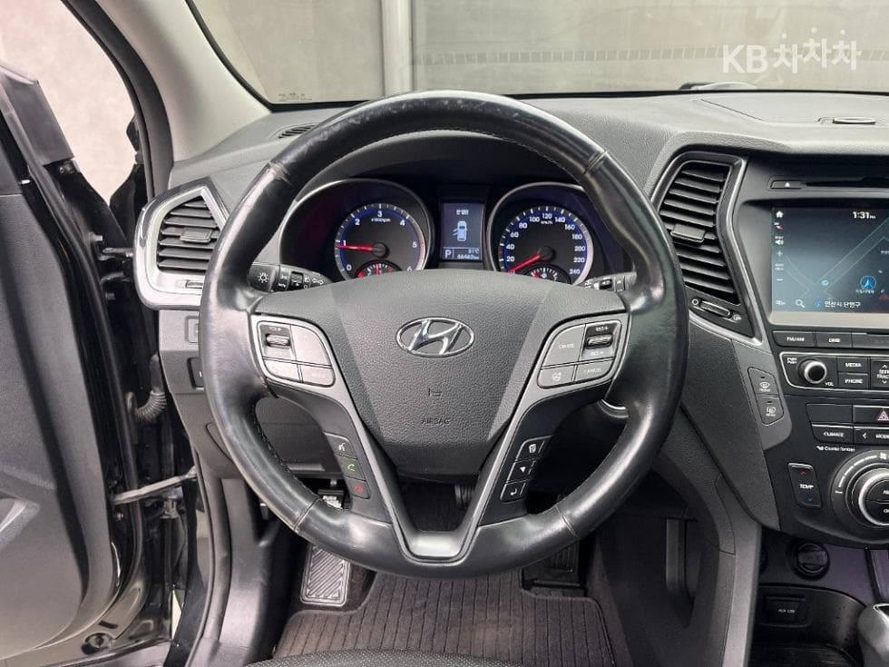 Hyundai Santa Fe DMHyundai R-engine 2.0 diesel 2WD PREMIUM Standard - 9