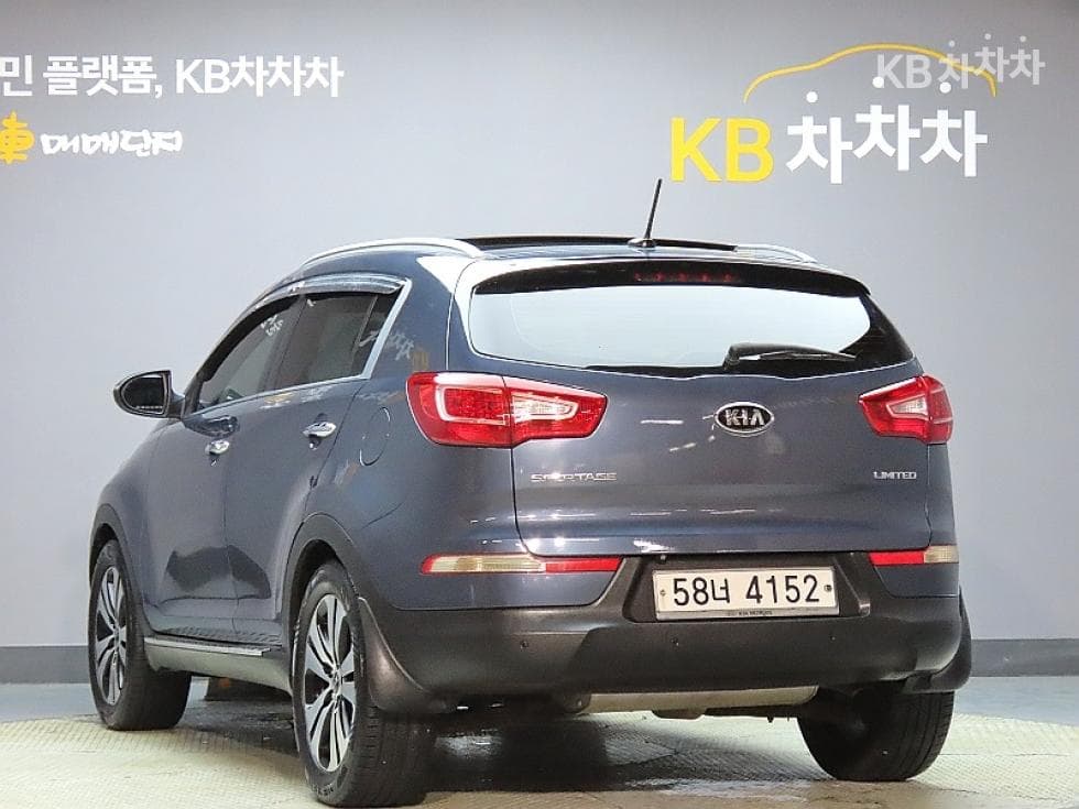 Киа Sportage R2WD Дизел LIMITED - 4