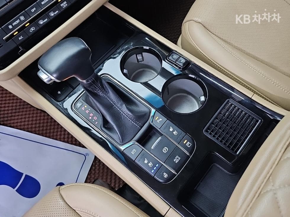 Kia The New (facelift) CarnivalHigh Limousine (Carnival) 3.3 Gasoline 9-seater Noblesse Special (special feature/edition) - 8
