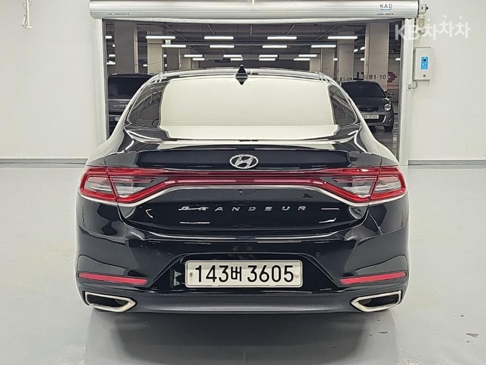 Hyundai Grandeur (Azera)IG2.4 Premium Special (special feature/edition) - 3