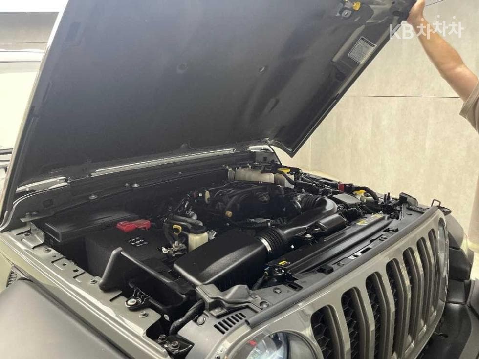 지프 글래디에이터3.6 Rubicon - 16