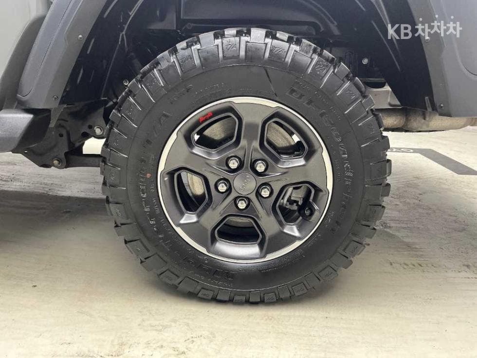 지프 글래디에이터3.6 Rubicon - 18