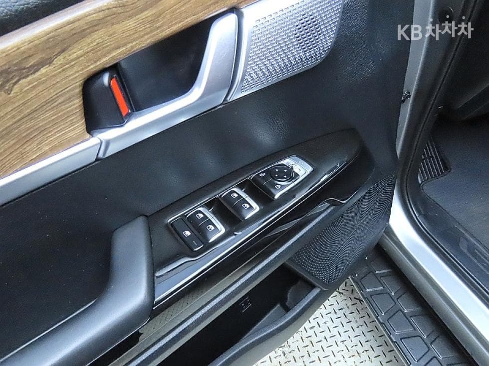 Kia Mohave 더마스터3.0 Diesel 4WD 플래티넘 - 13