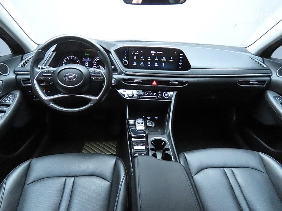 Hyundai Sonata (DN8)2.0 Premium 패밀리 - 6